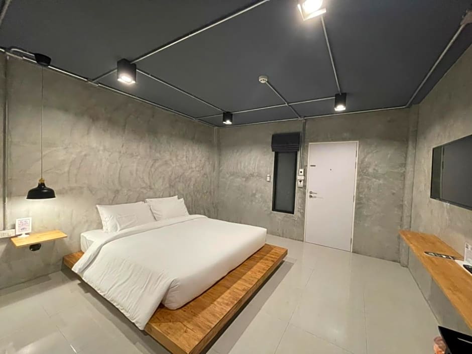 Loft Space Hotel