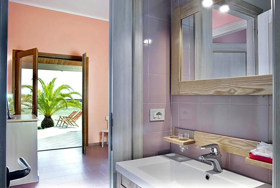 Residence with private beach in Bosa Marina just 100 meters from the sea