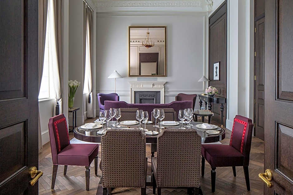 Four Seasons Hotel London at Ten Trinity Square