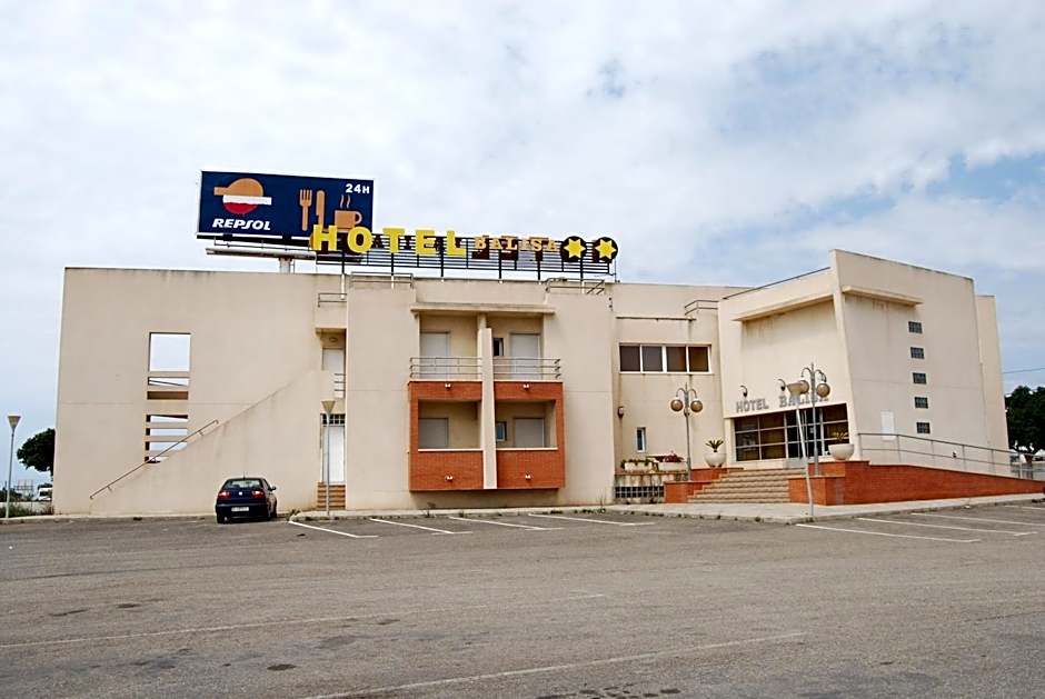 Bayo Lirola Hotel Balisa