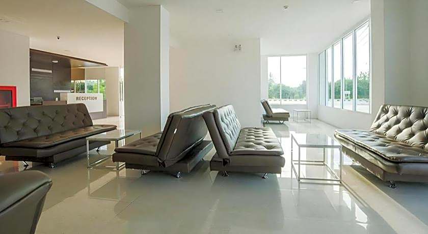 B2 Phrae Boutique and Budget Hotel