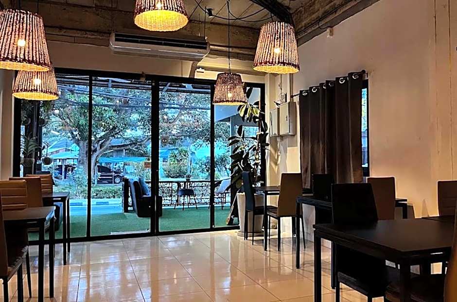 Coco Mountain View Guest House Hotel