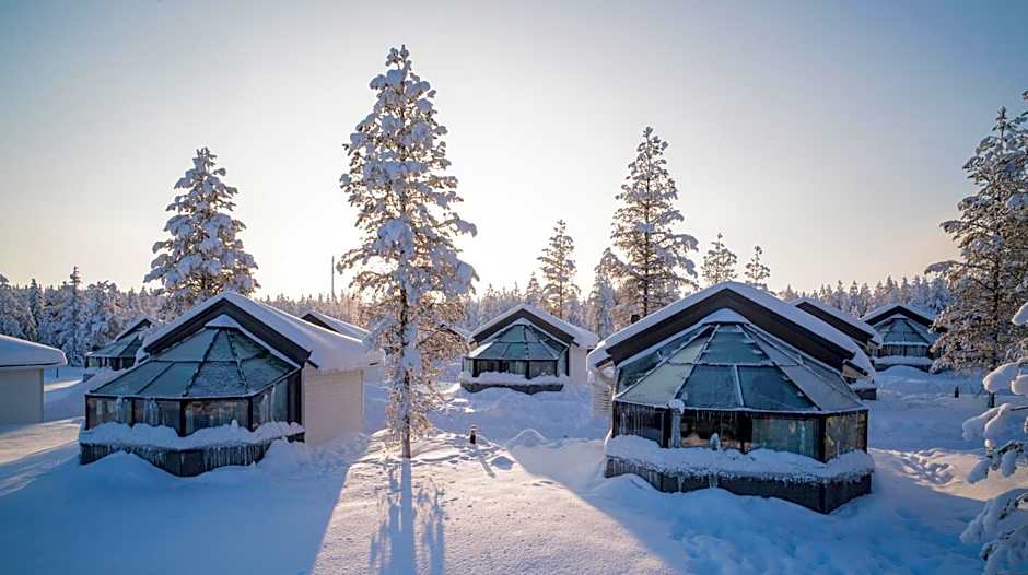 Santa's Igloos Arctic Circle