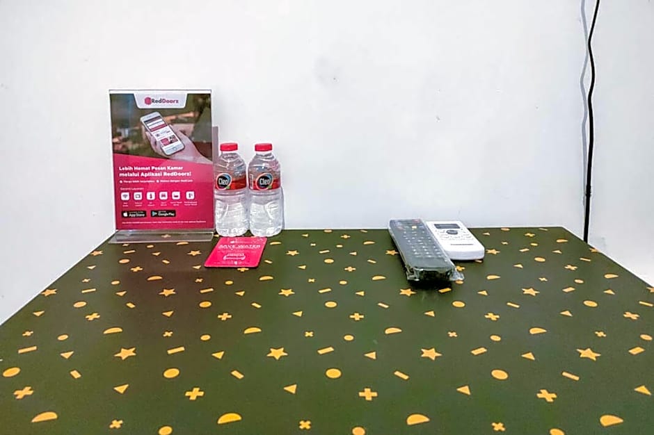 RedDoorz @ Sukomanunggal Surabaya