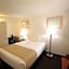 Travelodge by Wyndham Burbank-Glendale