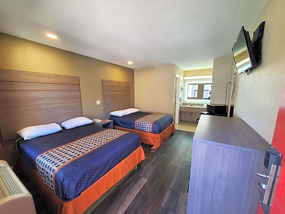 River Inn Motel