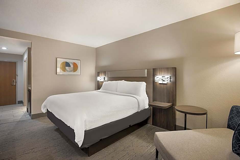 Holiday Inn Express Hotel & Suites Perry By IHG