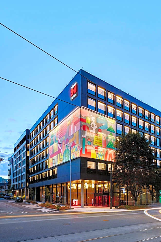 citizenM Seattle South Lake Union