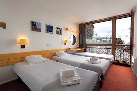 Standard Room 2 adults and 1 child