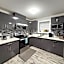 Lux Modern 2BR Radiant Suite+Free Parking
