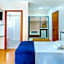 Carillon Plaza Hotel