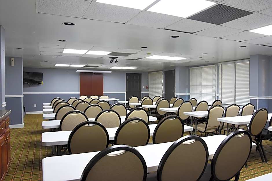 Days Inn by Wyndham Lebanon