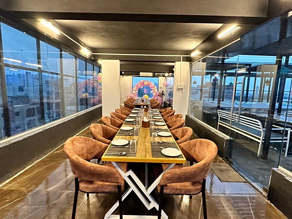 Hotel The Mint, Nanded