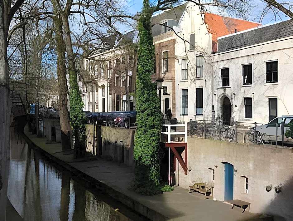 Court Hotel Utrecht City Centre