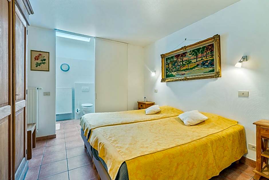 Elckerlyck Inn Hotel