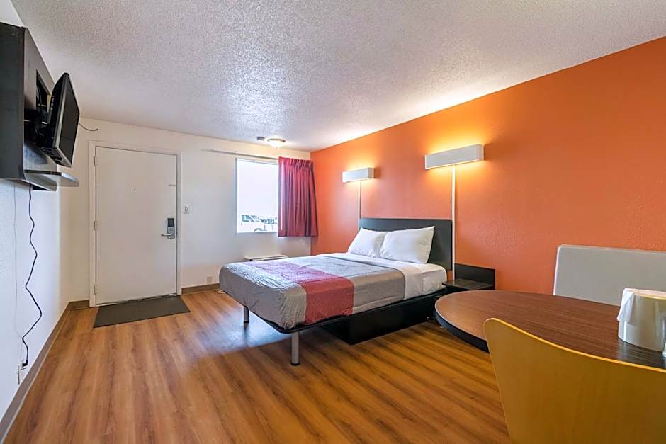 Motel 6 Indianapolis In – Indianapolis, IN