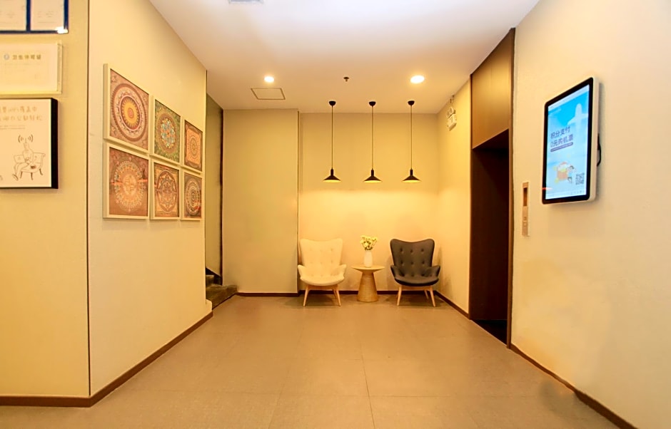 Hanting Hotel Kunming Railway Station