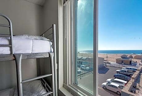 Dormitory Room - Mixed