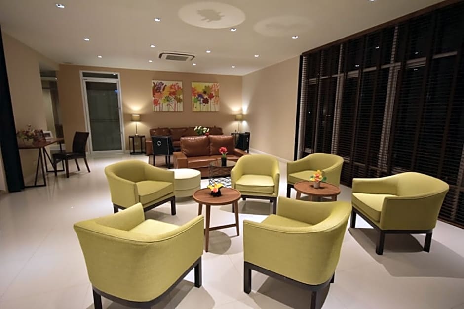 Paeva Luxury Serviced Residence
