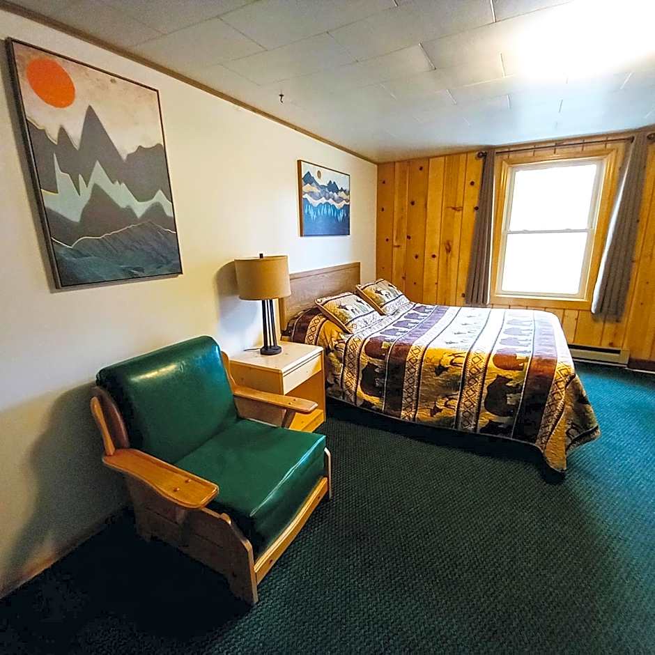 Lone Eagle Lodge