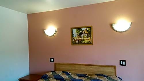 Deluxe Motel, Los Angeles Area