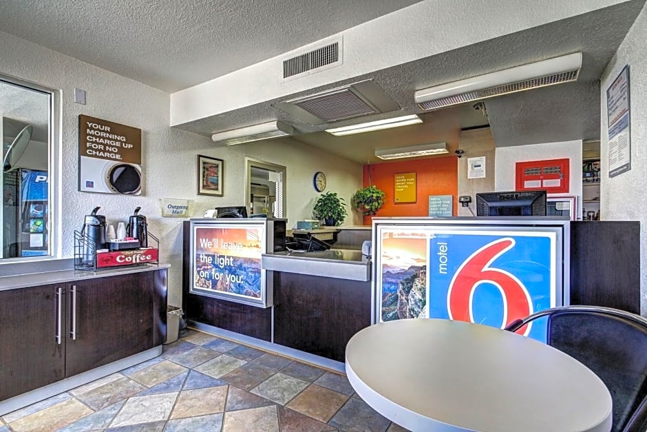 Motel 6 Wells, NV