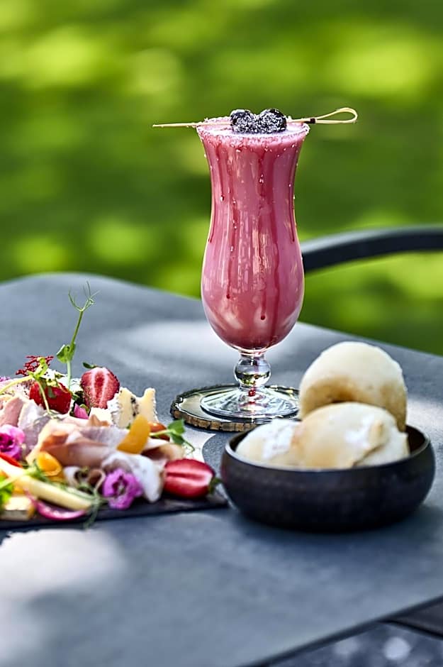 Le Richebourg Hôtel, Restaurant & Spa