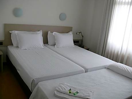 Standard Triple Room (2 Adults + 1 Child)