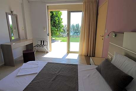 Double Room with Terrace