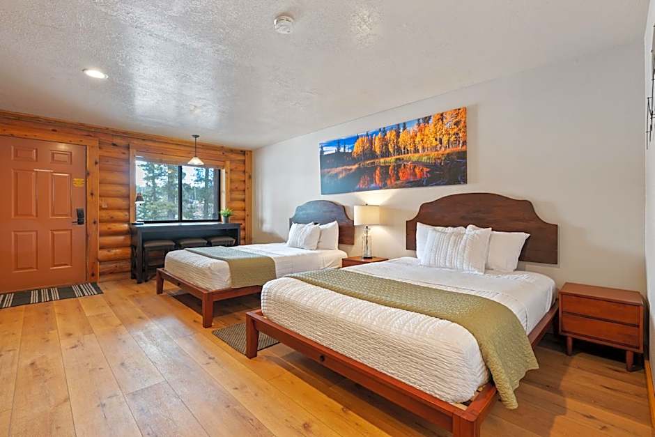 Duck Creek Village Inn