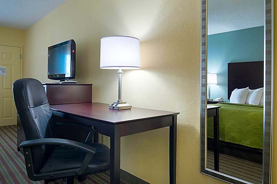 Quality Inn Calhoun North I-75