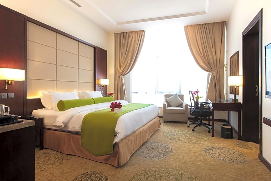 Prime Al Hamra Hotel