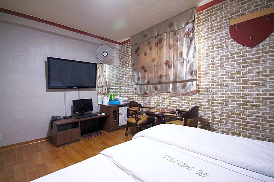 Gumi A Motel