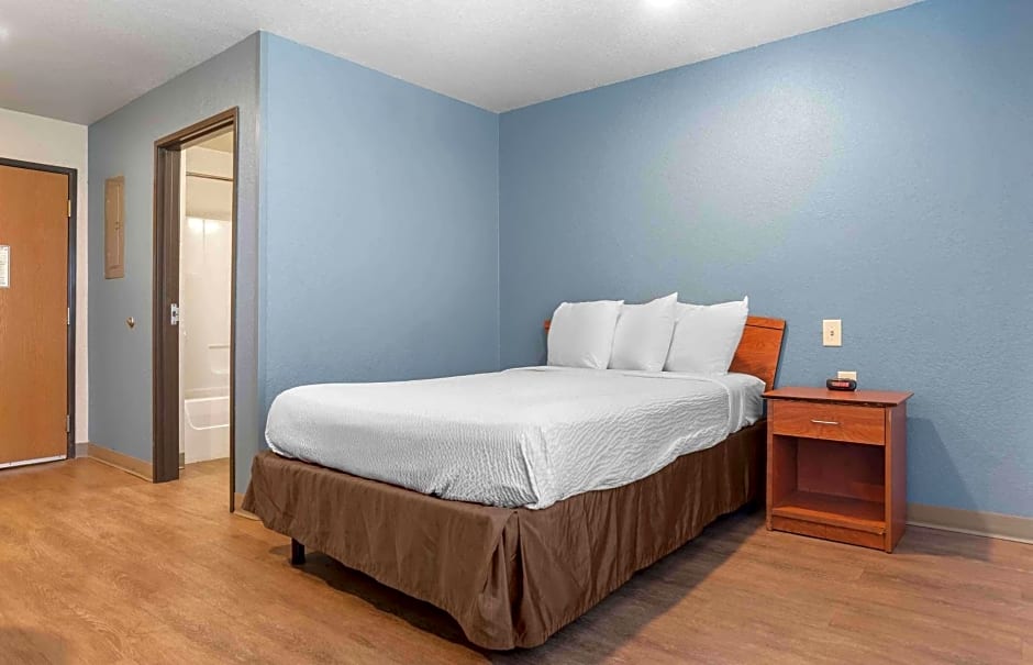 Extended Stay America Select Suites - Montgomery