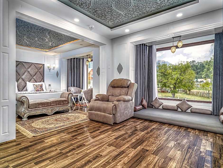 Foto 1 di 4 di Luxury Suite, Mountain View