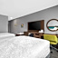 Hampton Inn & Suites Bakersfield Central