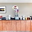 Super 8 by Wyndham Hagerstown I-70