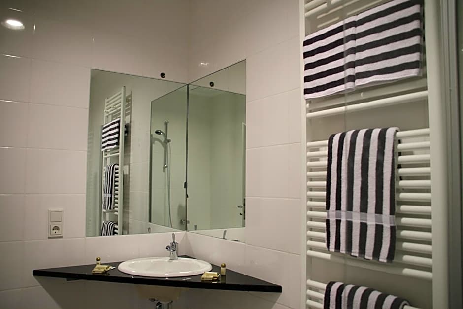 ALCATRAZ Hotel am Japanischen Garten