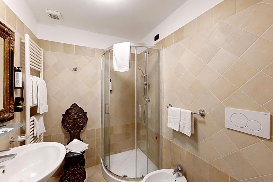 Hotel Berna