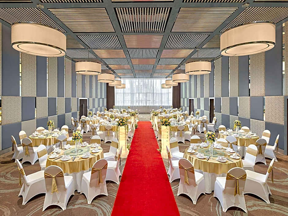 Novotel Saigon Centre Hotel