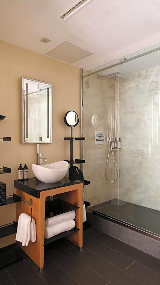 Five Seas Cannes, a Member of Design Hotels™