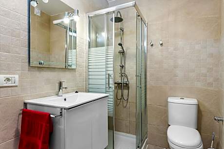 Triple Room with Private Bathroom