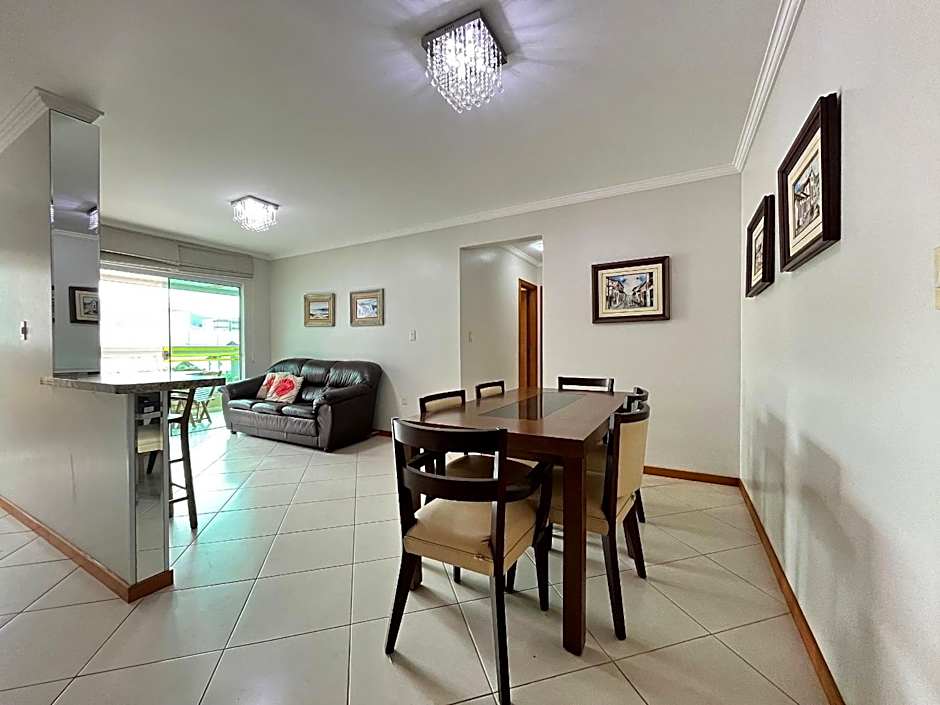 B956 - Apartamento 2 quartos p/6 pessoas em Bombas