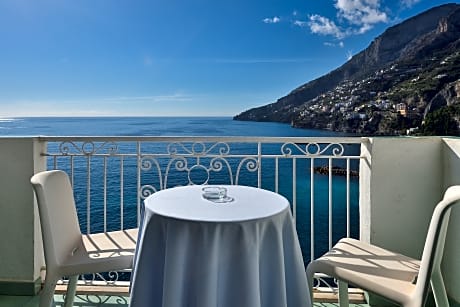 SUITE CLASSIC WITH BALCONY/TERRACE