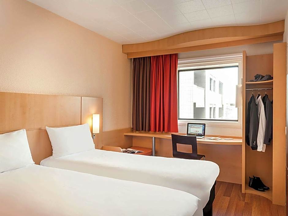 ibis Paris la Défense Centre