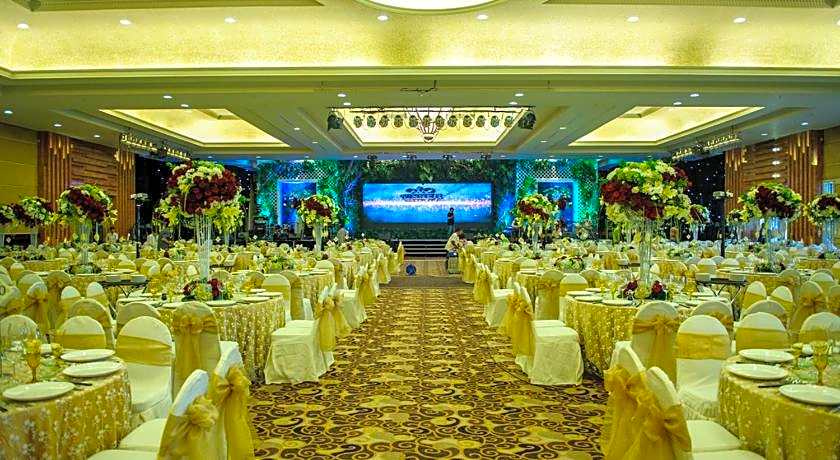 Crown Victoria Hotel Tulungagung