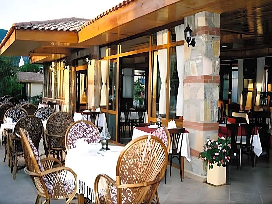 Magic Tulip Beach Hotel
