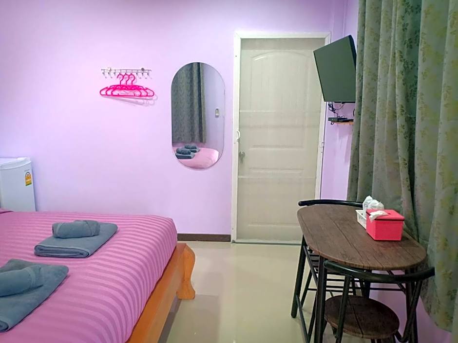 Siri Guesthouse