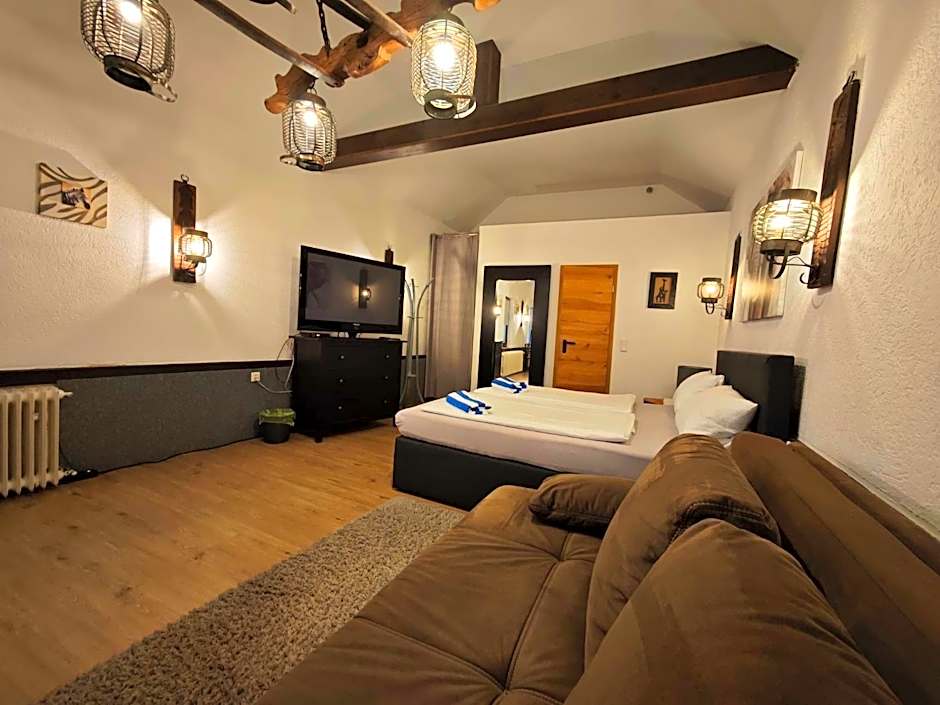 Pension Riverside in Leverkusen Hitdorf am Rhein - Zentral an der A1 und 59