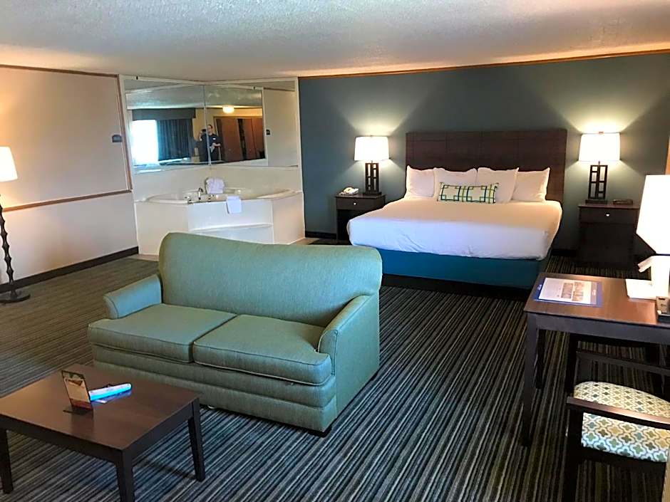 Best Western Woodhaven Inn